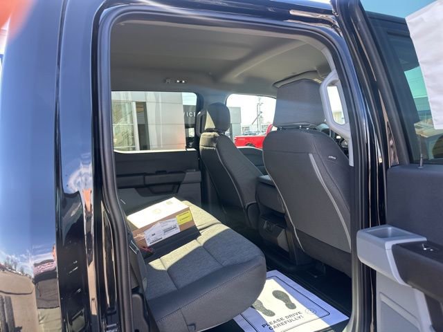 New 2026 Ford F550 4x4 Crew Cab Super Duty image 13