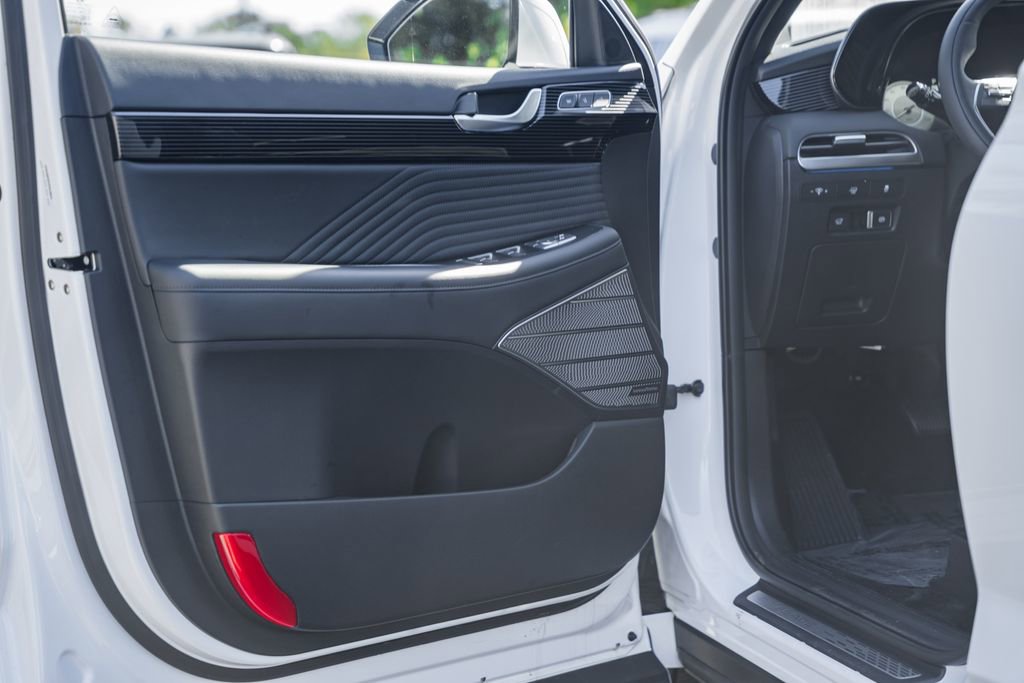 Used 2025 Hyundai Palisade Calligraphy image 35