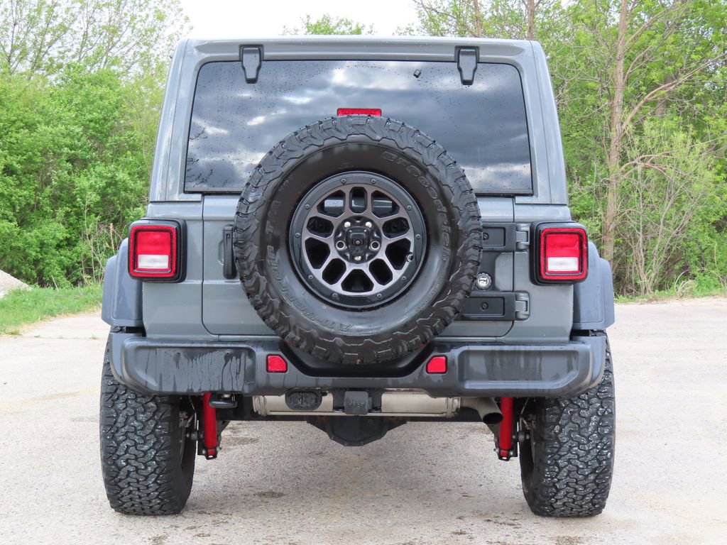 Used 2023 Jeep Wrangler Unlimited Sport AWD/4WD image 5