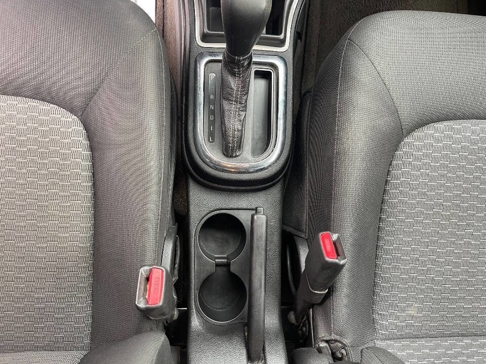 Used 2011 Chevrolet HHR LT image 14