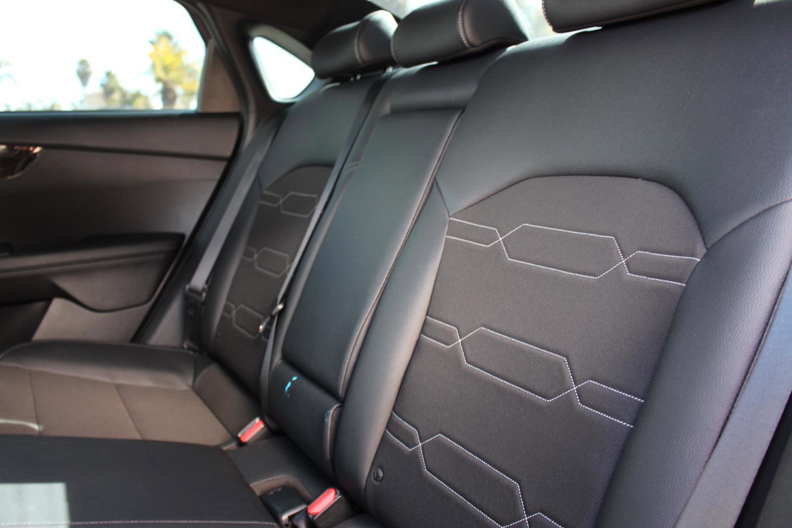 Used 2024 Kia Forte GT-Line image 31