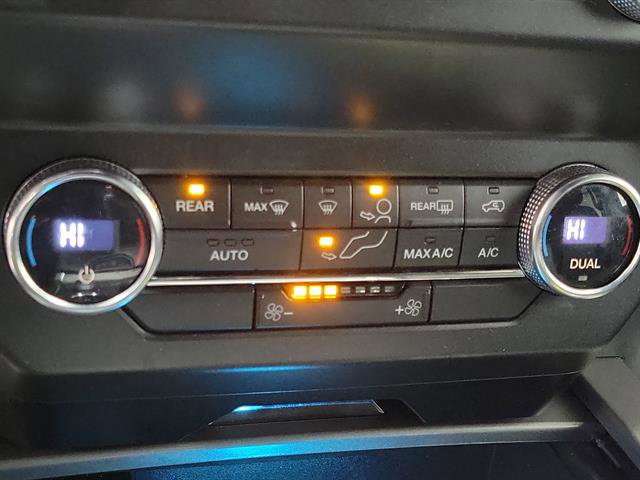 Used 2020 Ford Expedition XLT image 29