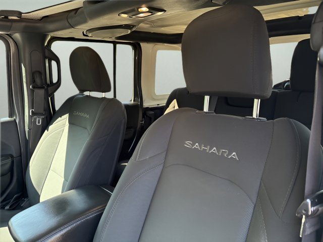 Used 2019 Jeep Wrangler Unlimited Sahara w/ Cold Weather Group AWD/4WD image 8