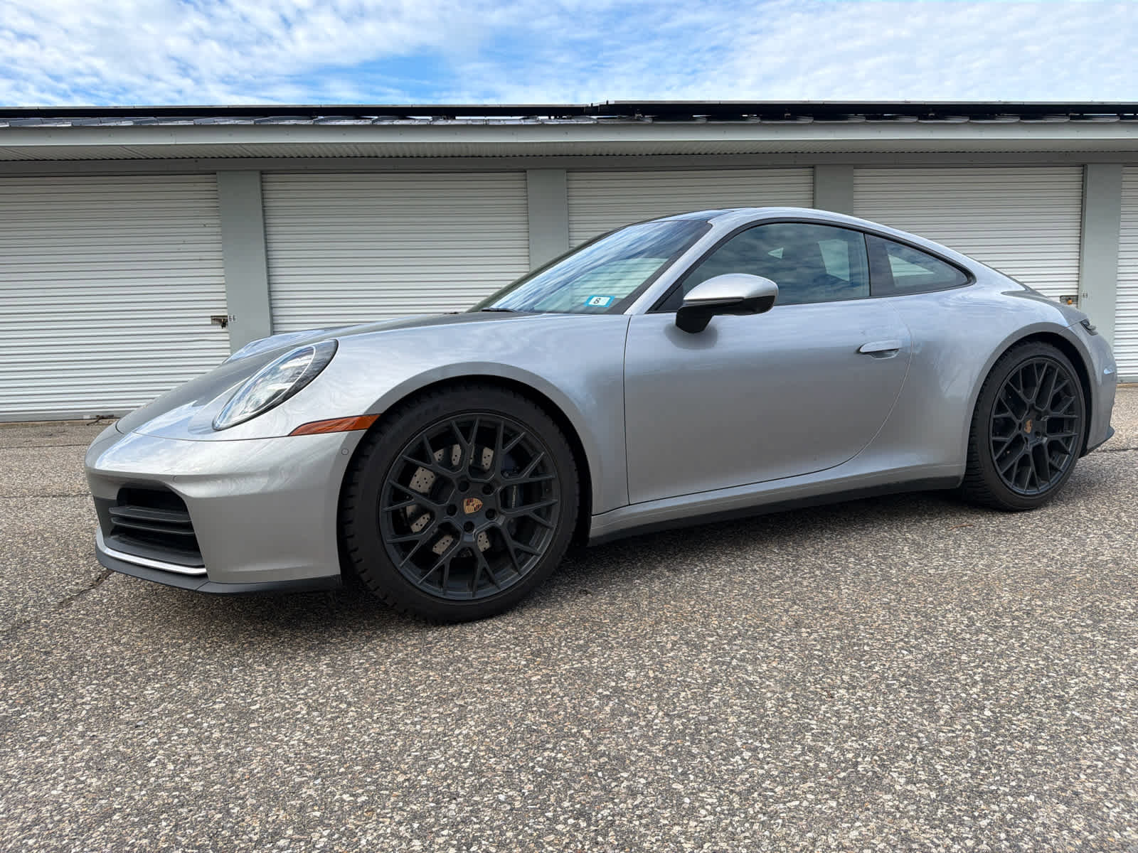 Certified 2025 Porsche 911 Carrera RWD image 3