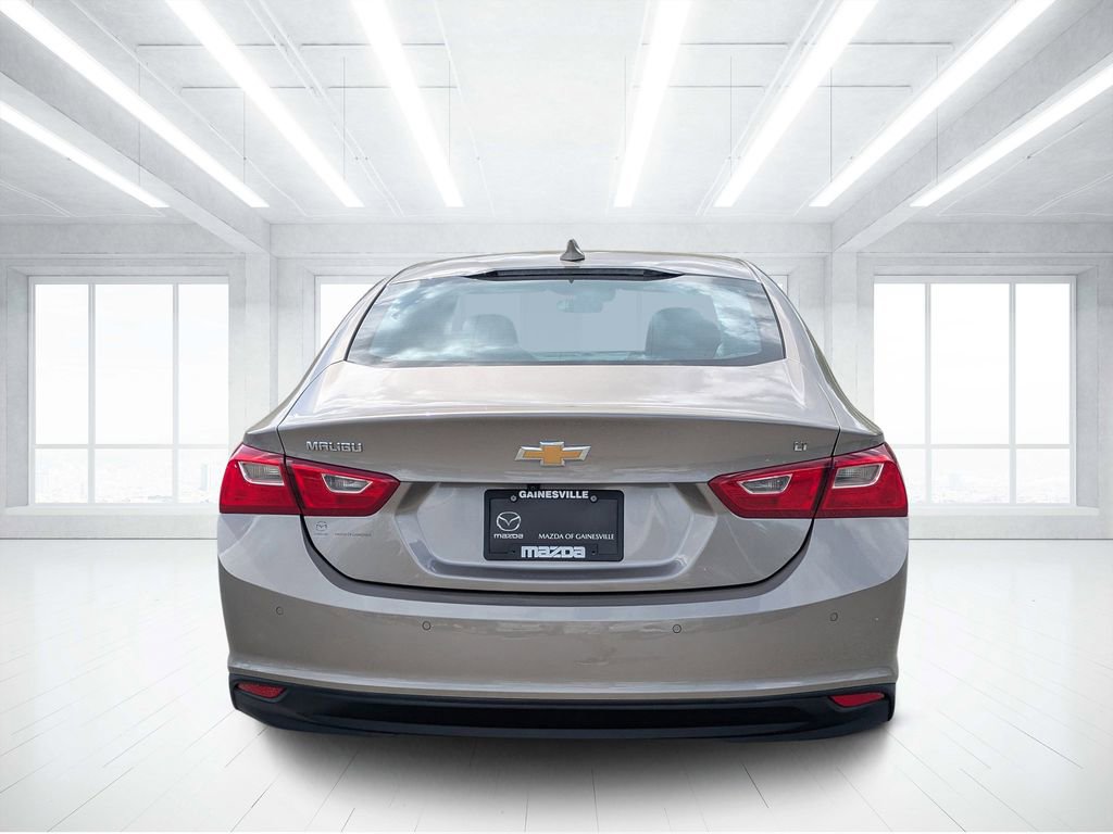 Used 2025 Chevrolet Malibu LT FWD image 4