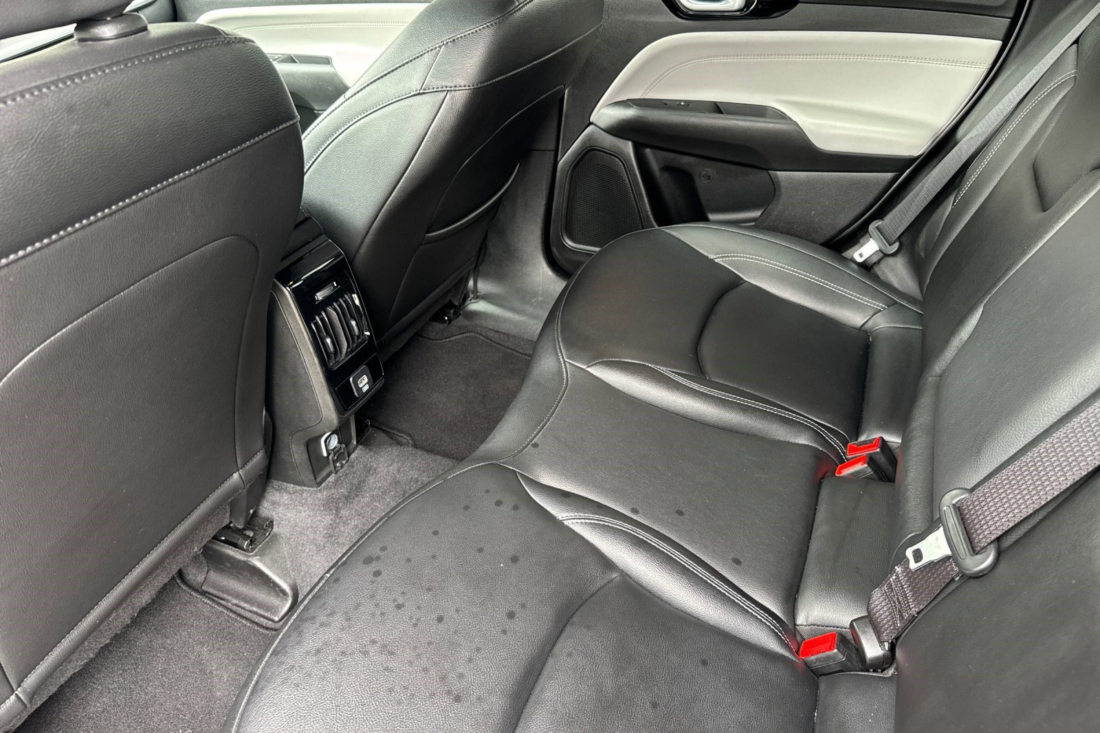 Used 2025 Jeep Compass Limited image 26