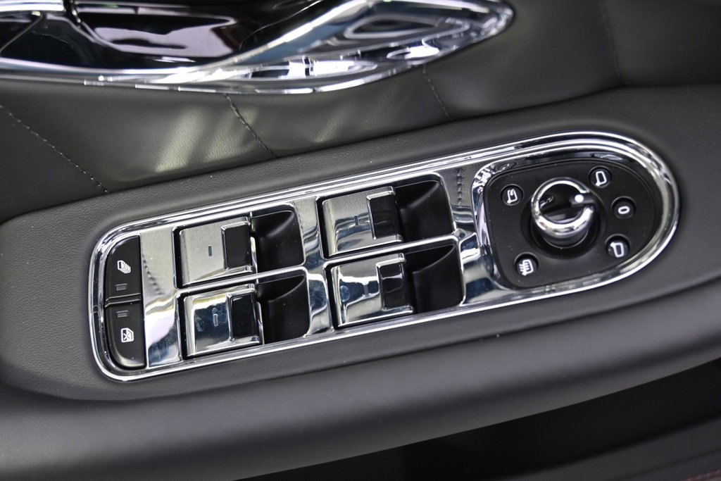 Used 2024 Bentley Continental GT image 28