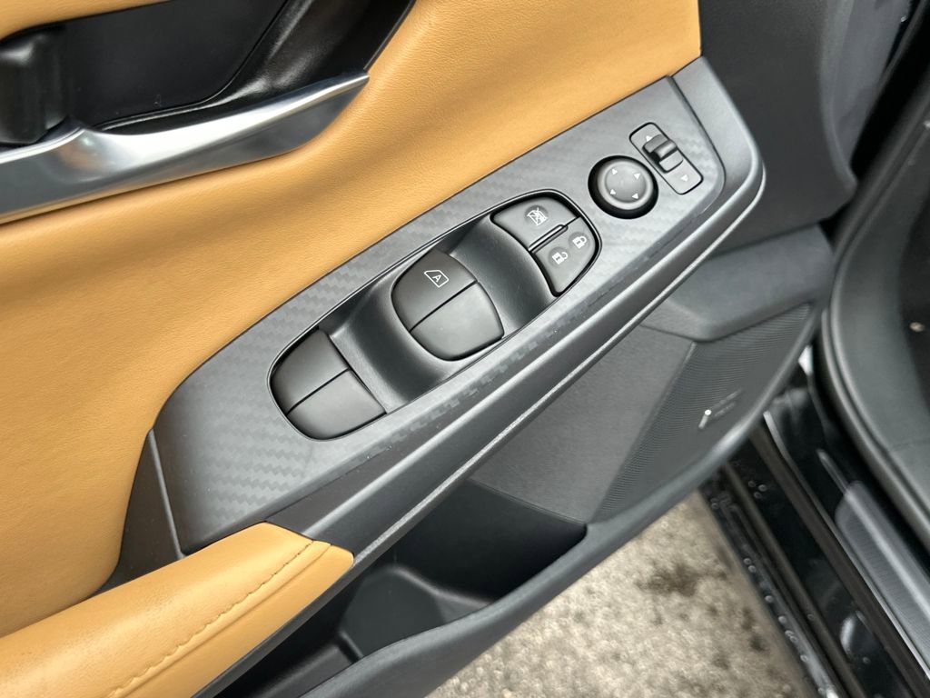 New 2025 Nissan Sentra SV w/ SV Premium Package image 11