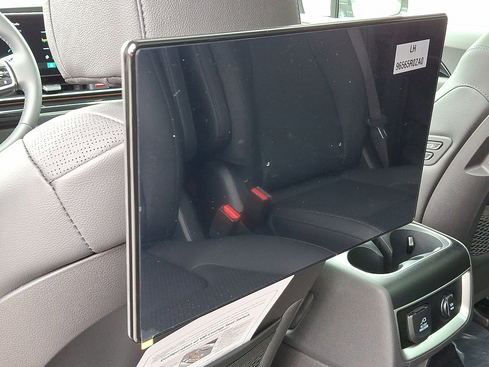 New 2025 Kia Carnival SX Prestige image 24