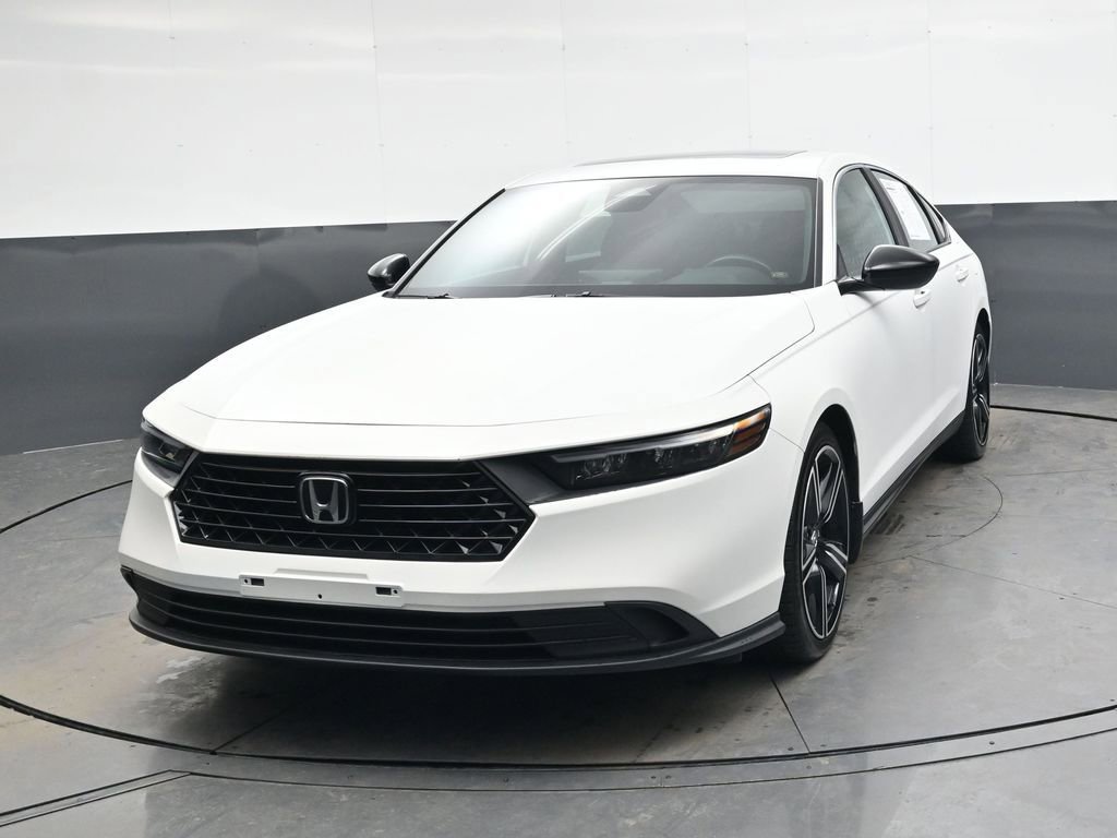 Used 2025 Honda Accord Sport image 9