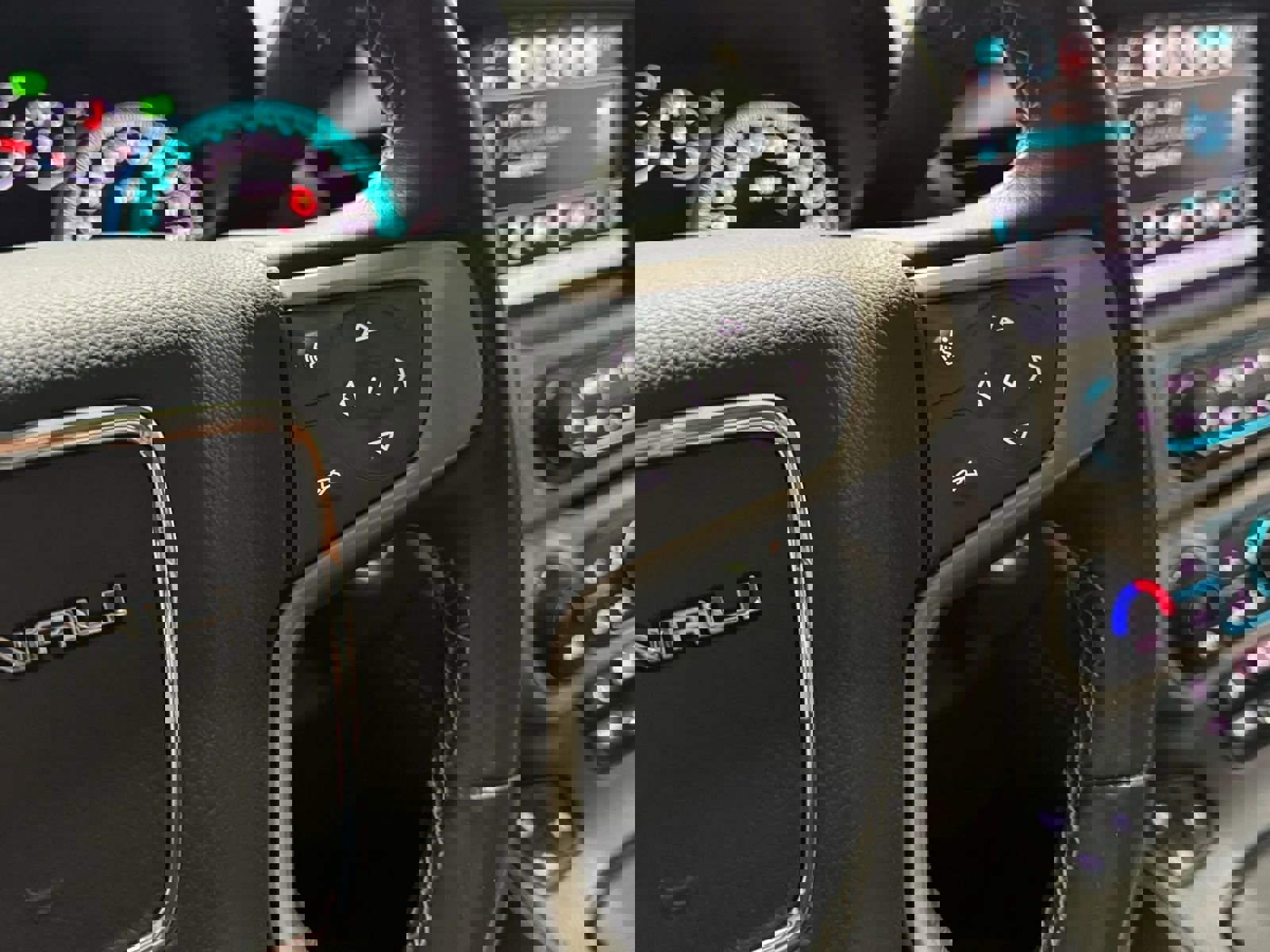 Used 2018 GMC Yukon Denali w/ Denali Ultimate Package image 24