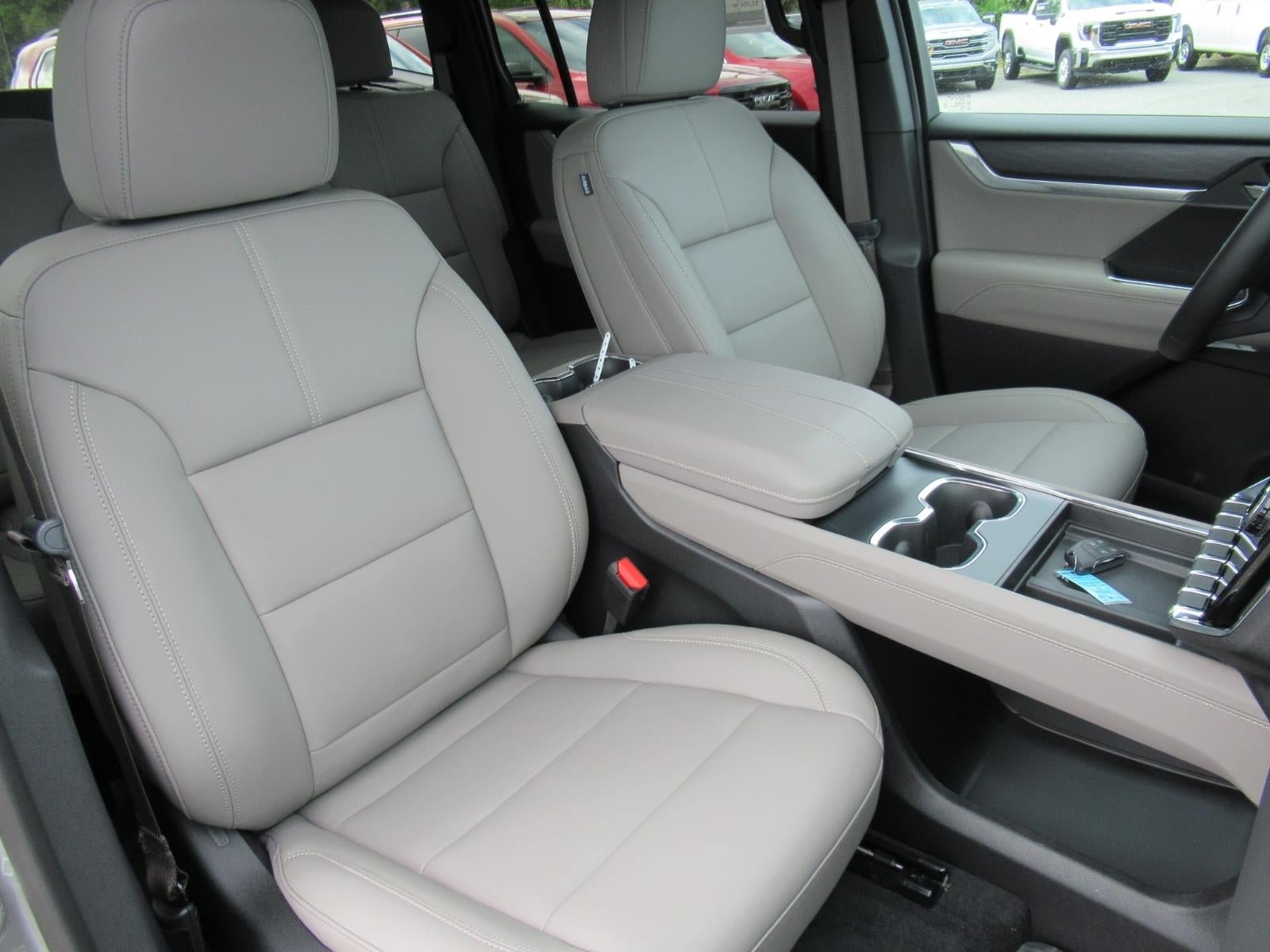 New 2026 GMC Acadia Elevation w/ Elevation Premium Package FWD image 9
