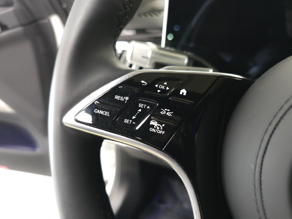 Used 2023 Mercedes-Benz S 580 4MATIC Sedan w/ AMG Line image 11