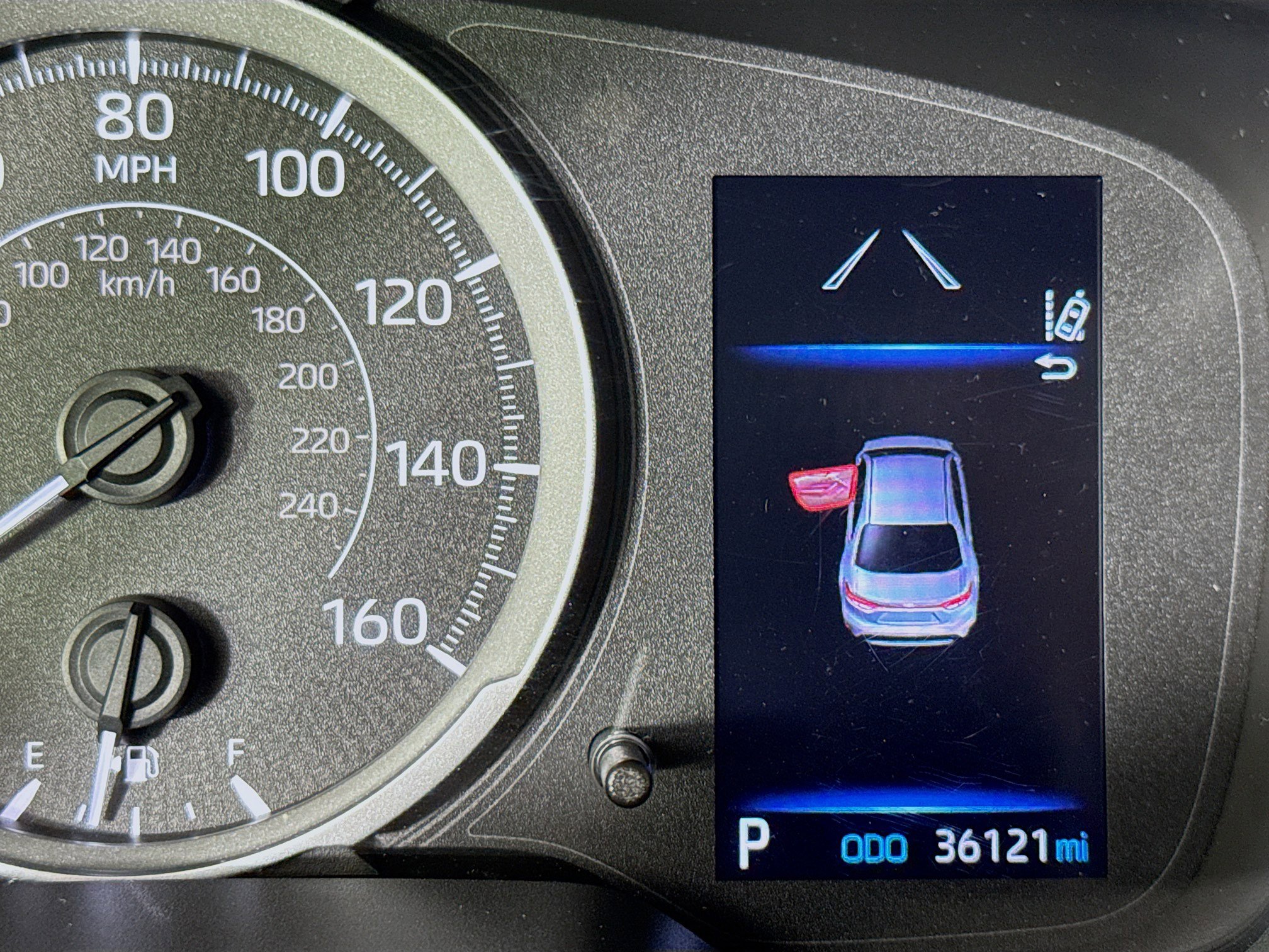 Used 2022 Toyota Corolla LE FWD image 15