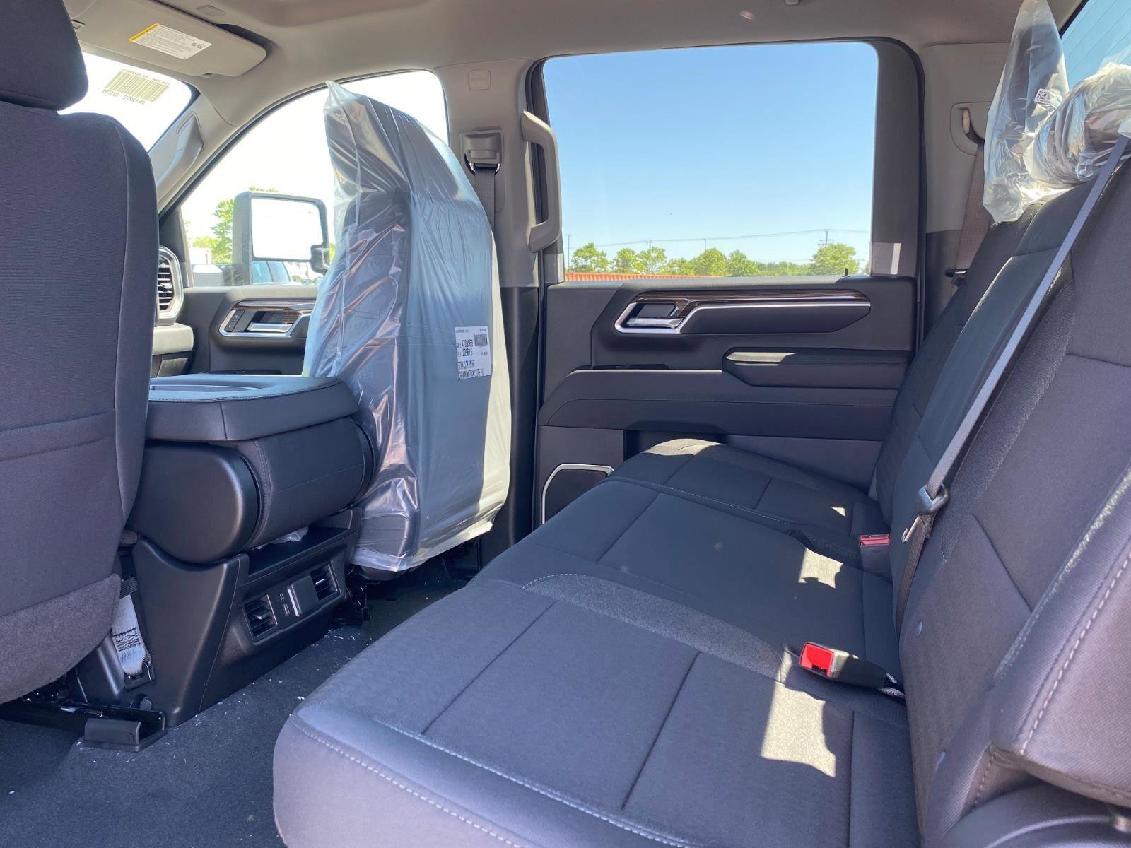New 2026 Chevrolet Silverado 3500 LT w/ Safety Package AWD/4WD image 20