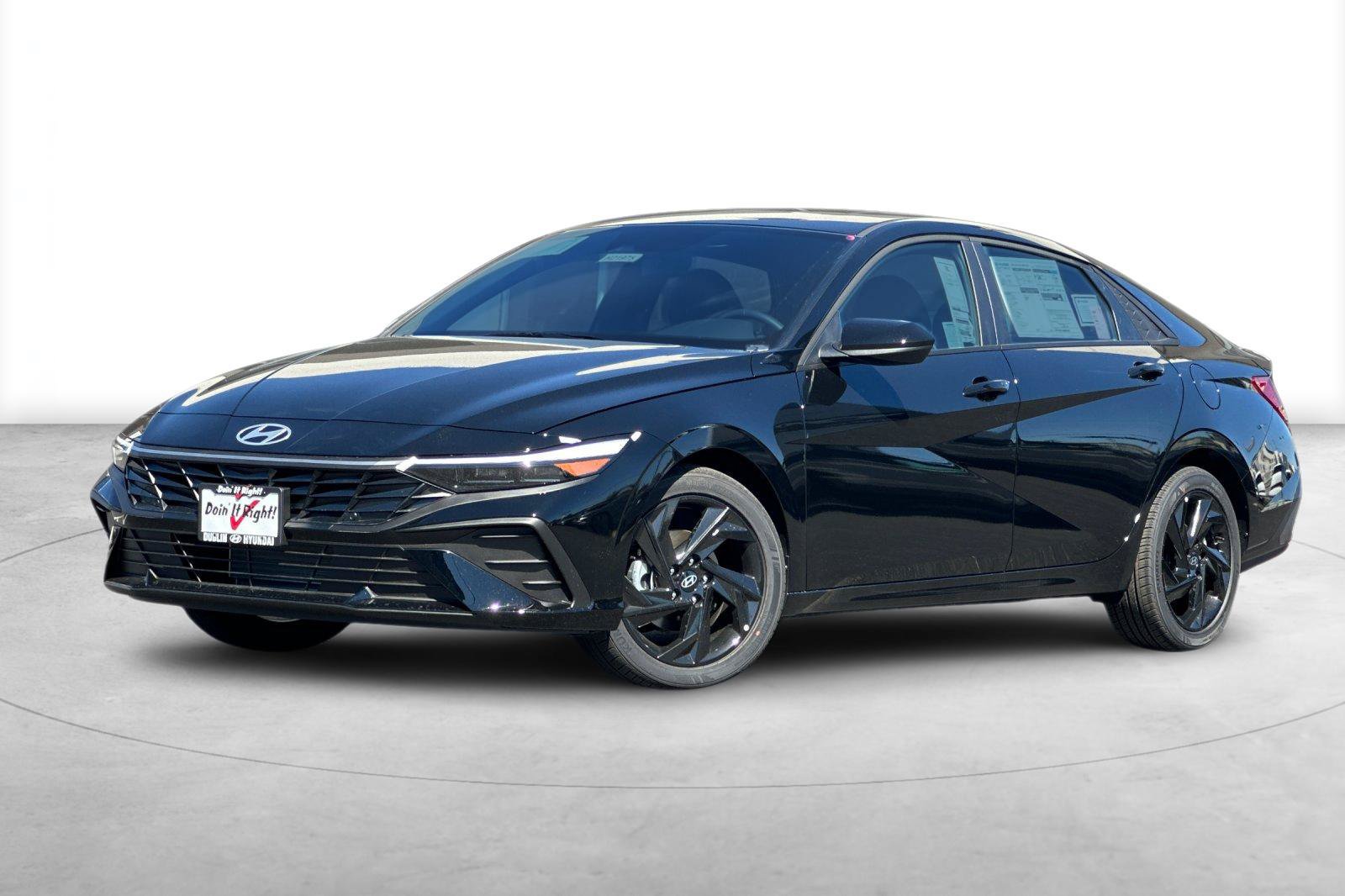 New 2026 Hyundai Elantra SEL Sport FWD image 2