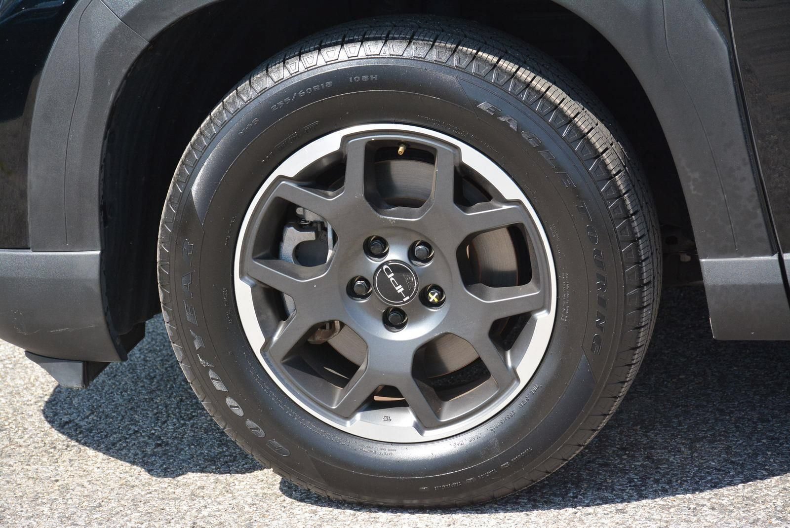 Used 2023 Honda Pilot LX image 31