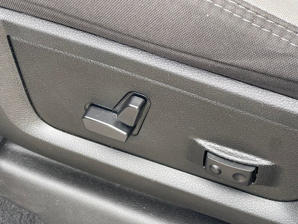 Used 2024 RAM 2500 Big Horn image 11