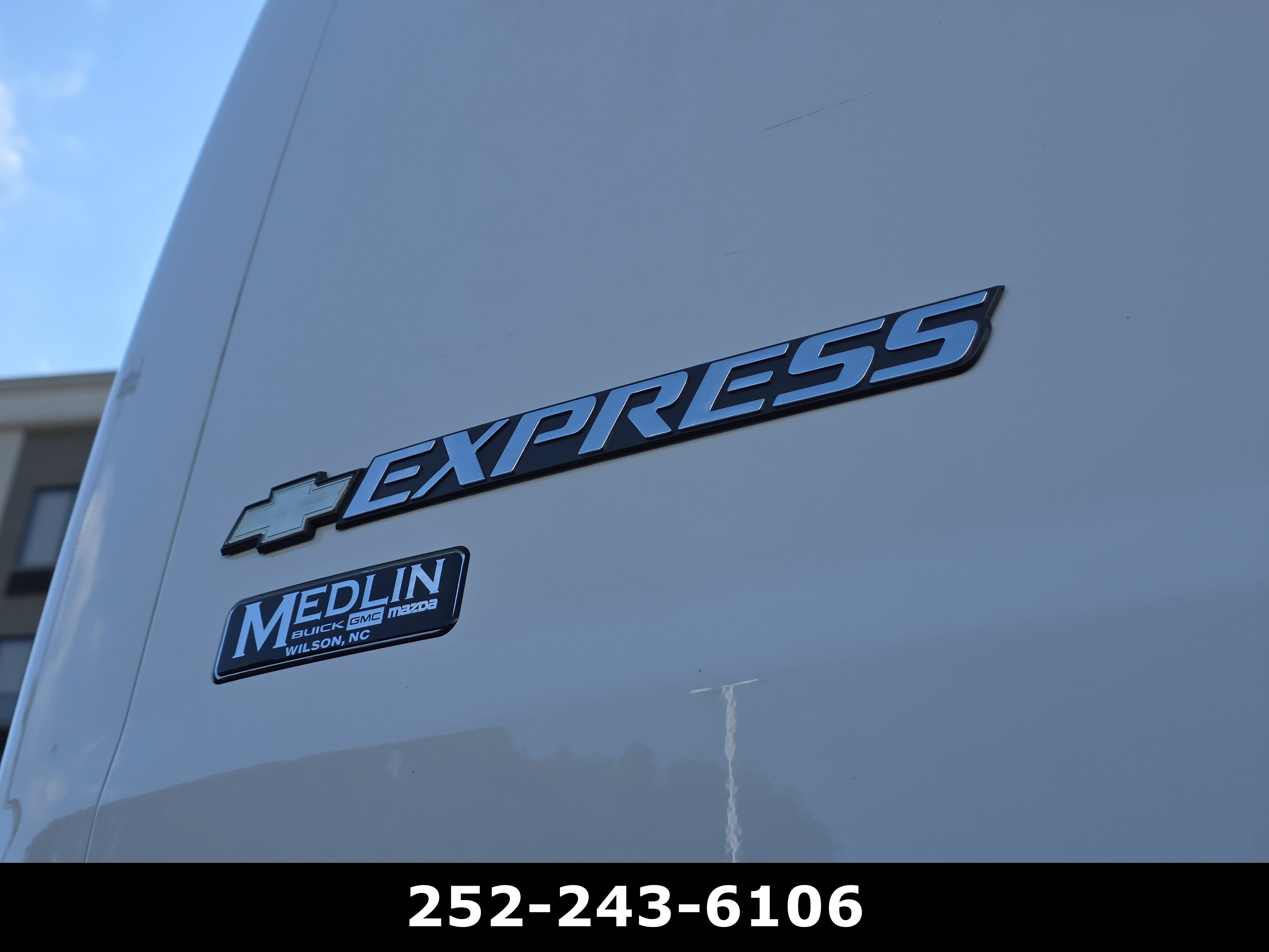 Used 2025 Chevrolet Express 2500 w/ Driver Convenience Package RWD image 34