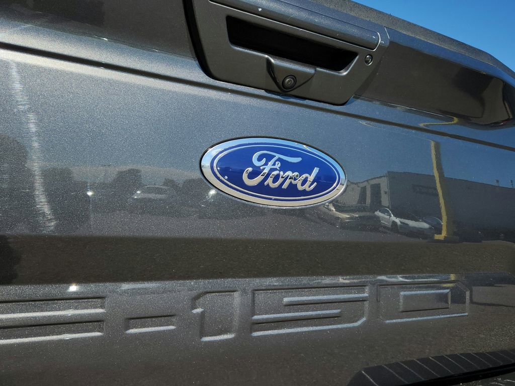 Used 2019 Ford F150 Lariat w/ Equipment Group 502A Luxury AWD/4WD image 33