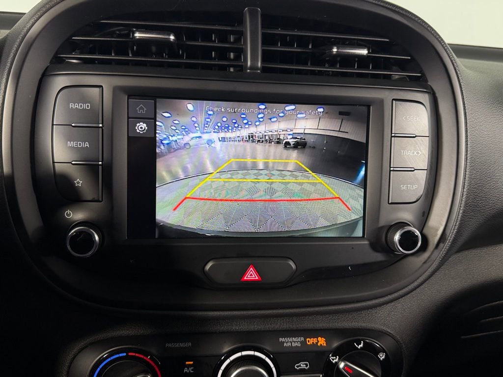 Used 2025 Kia Soul LX image 16
