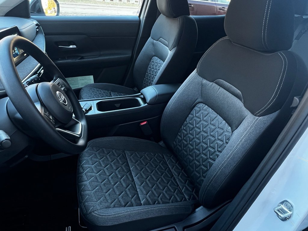 New 2026 Nissan Kicks SV w/ SV Premium Package image 10