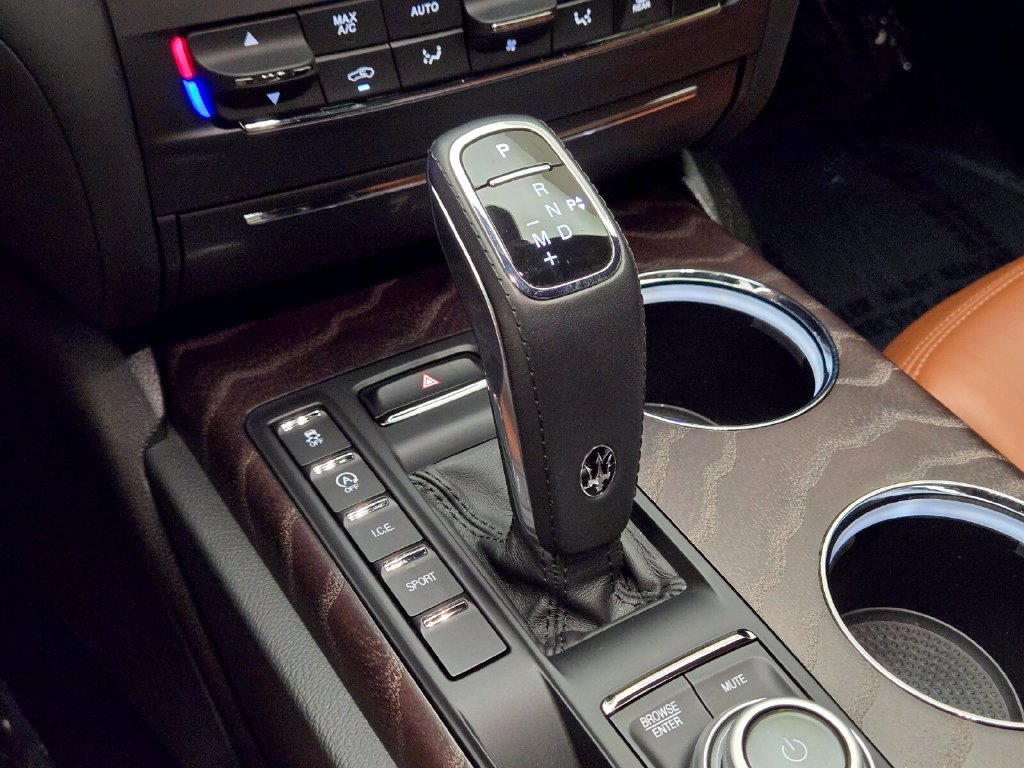 Certified 2023 Maserati Ghibli Modena RWD image 42