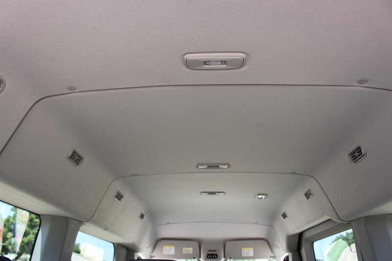 Used 2023 Ford Transit 350 XLT RWD image 11