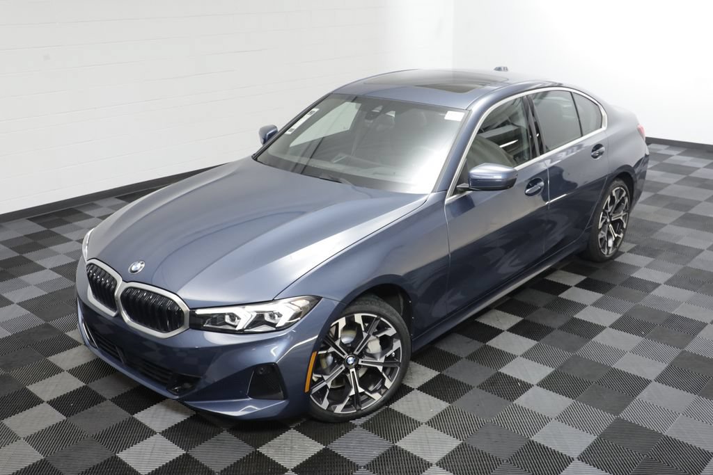 Used 2025 BMW 330i xDrive Sedan AWD/4WD image 2