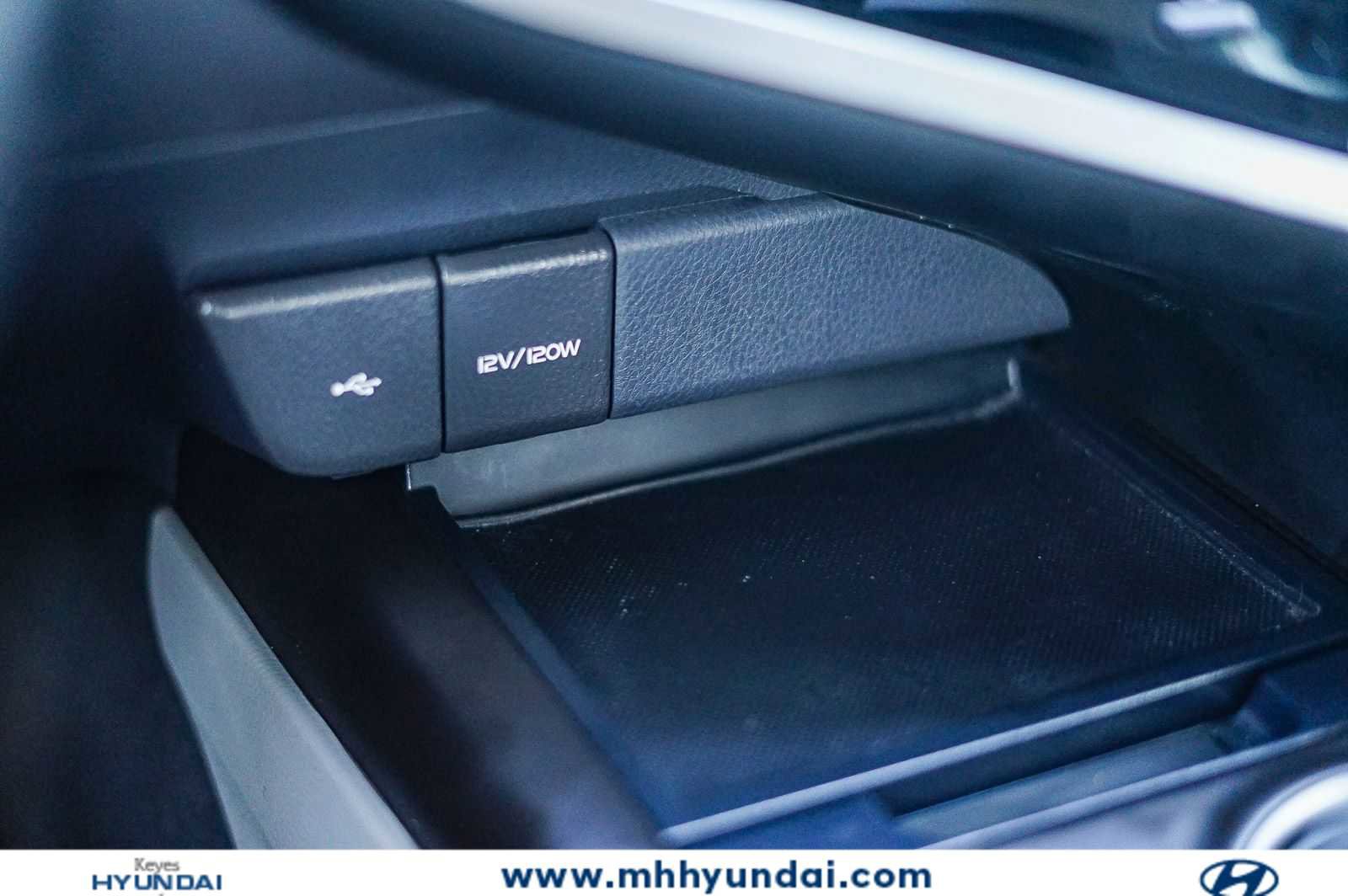 Used 2023 Toyota Camry SE FWD image 23