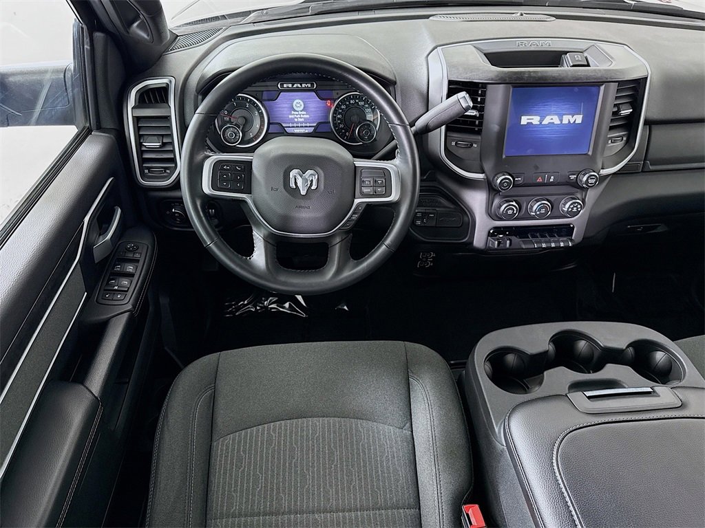 Used 2022 RAM 3500 Big Horn w/ Night Edition image 4