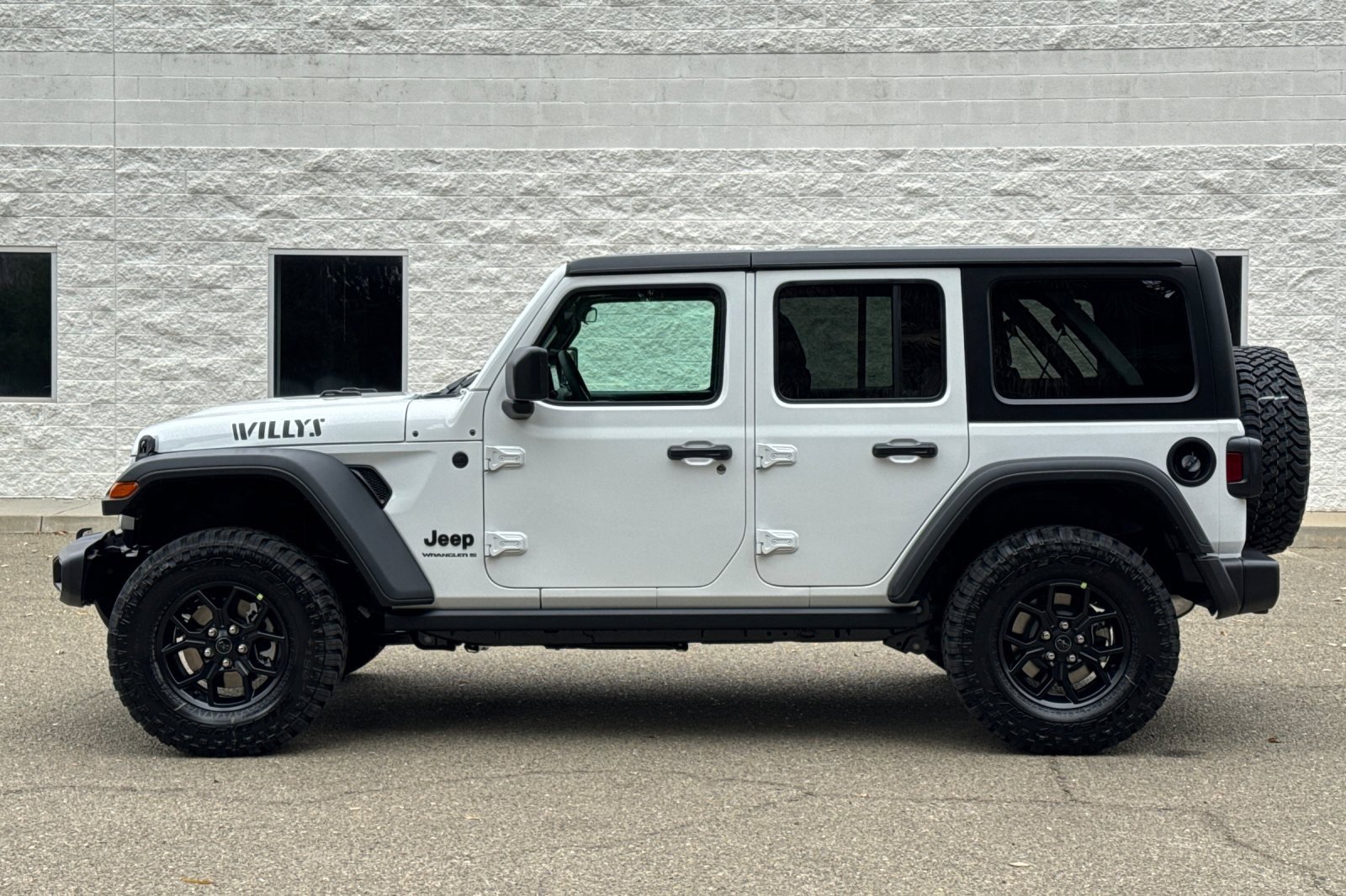 New 2026 Jeep Wrangler Willys image 6