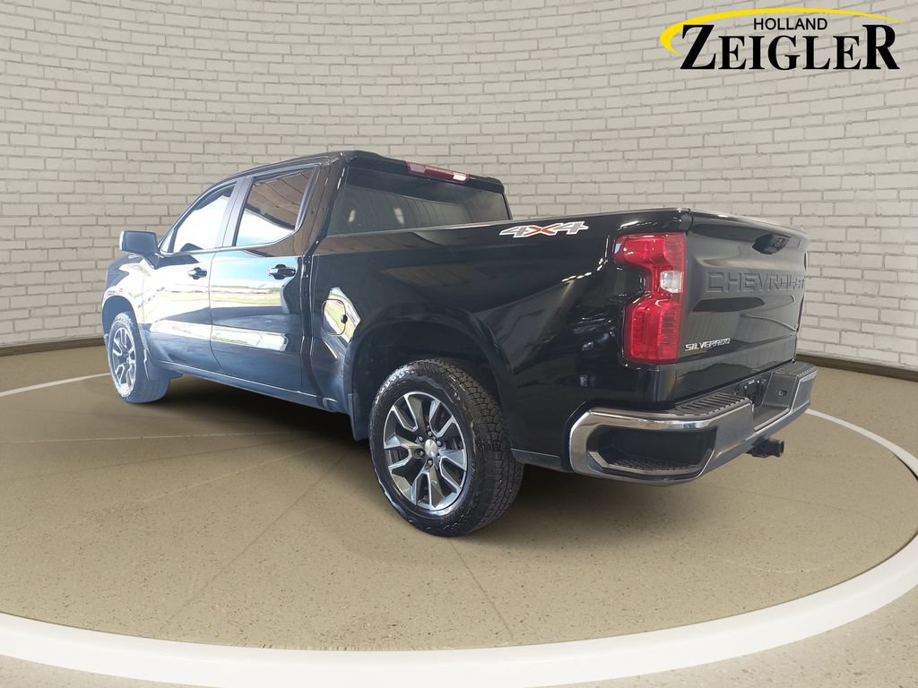Used 2023 Chevrolet Silverado 1500 LT AWD/4WD image 7