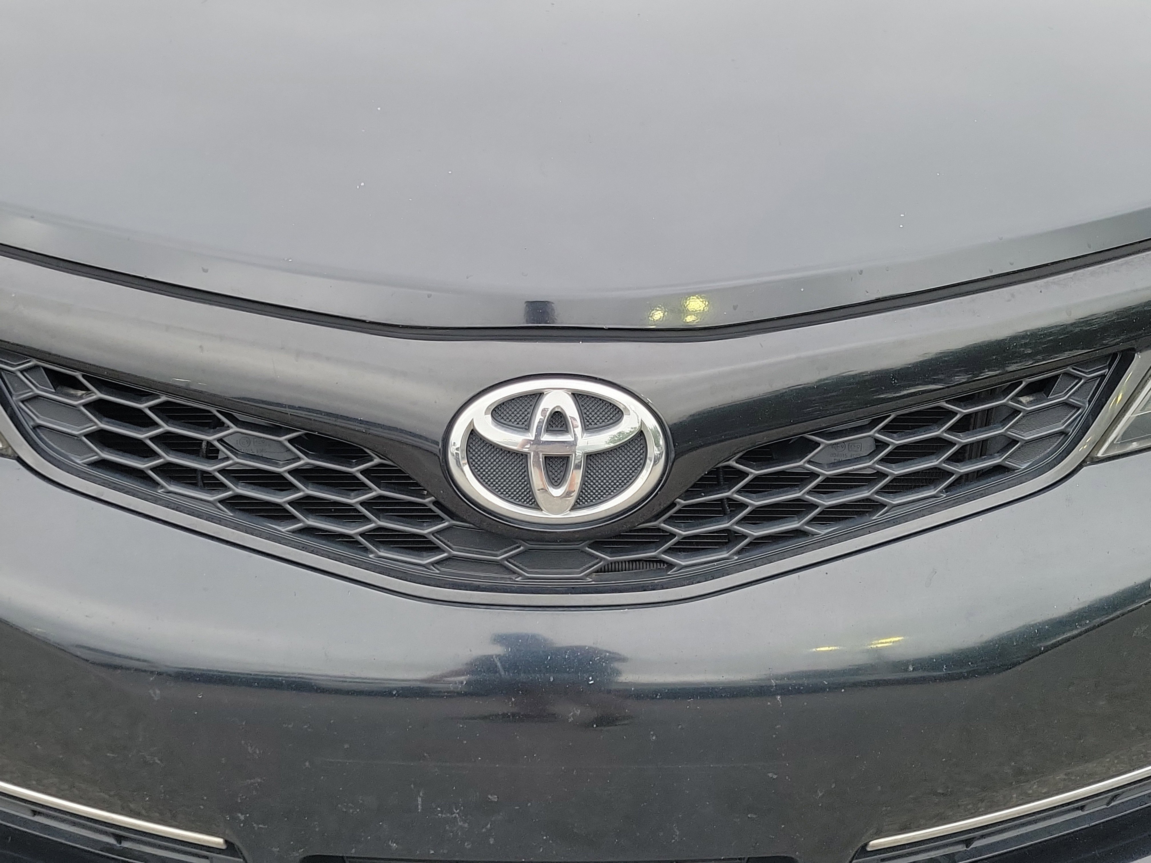 Used 2013 Toyota Camry SE FWD image 5