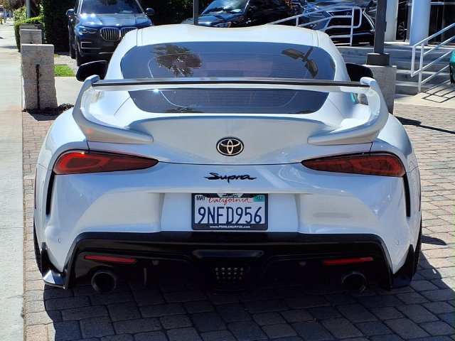 Used 2021 Toyota Supra Premium w/ Driver Assist Package RWD image 5