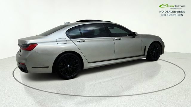 Used 2022 BMW 750i xDrive w/ M Sport Package AWD/4WD image 7