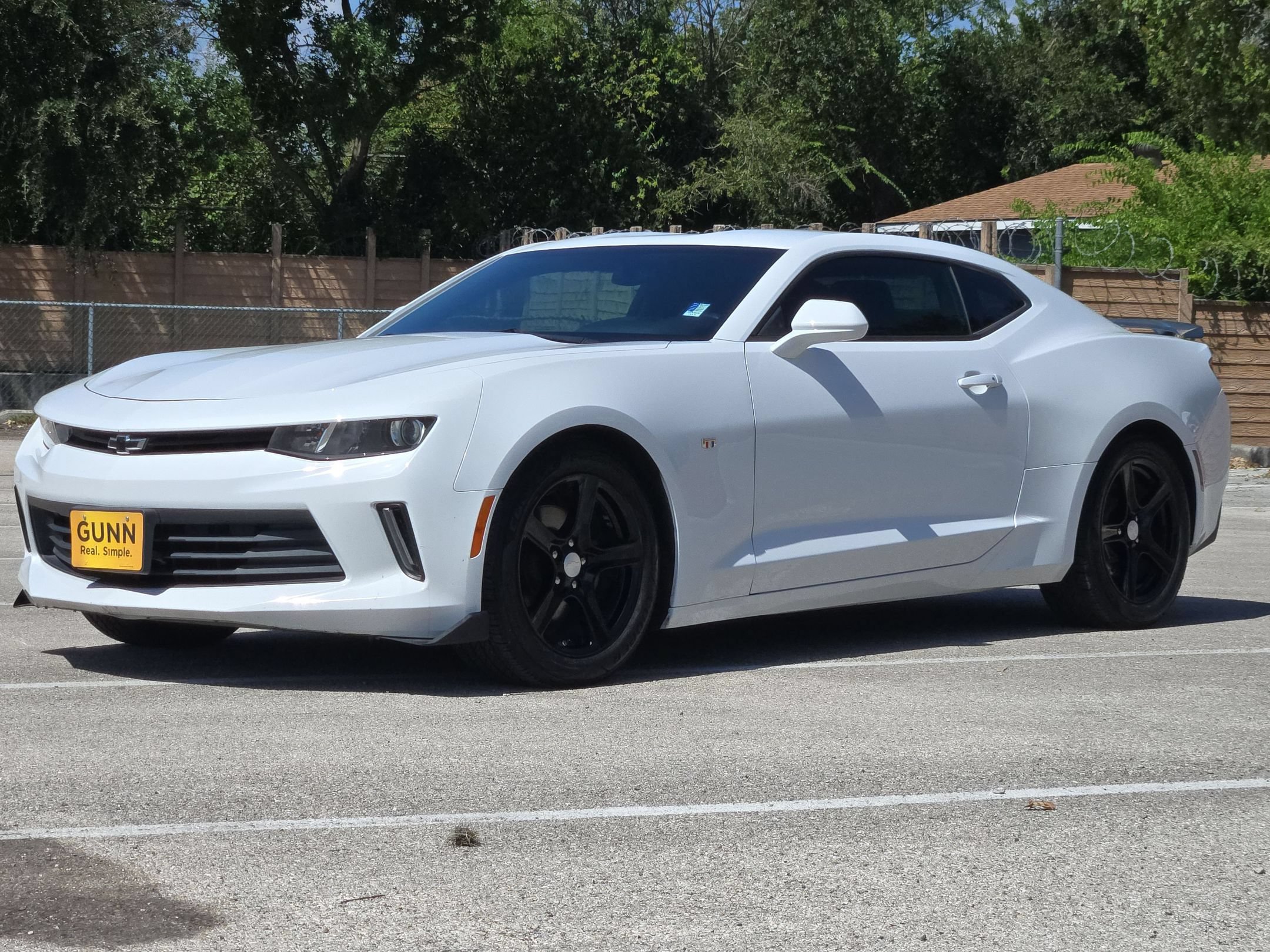 Used 2017 Chevrolet Camaro LT RWD image 7