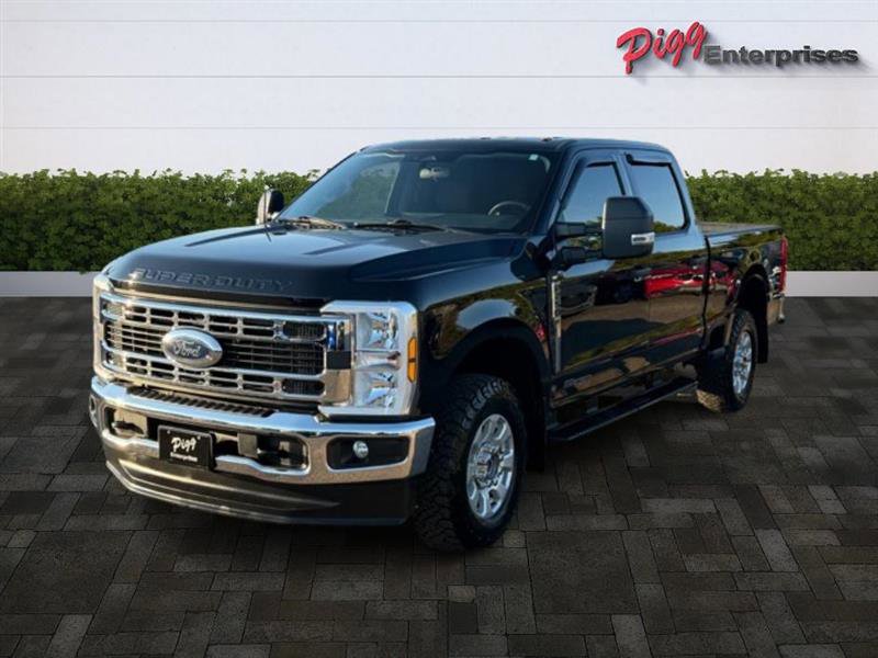 Used 2024 Ford F250 XLT w/ FX4 Off-Road Package image 5