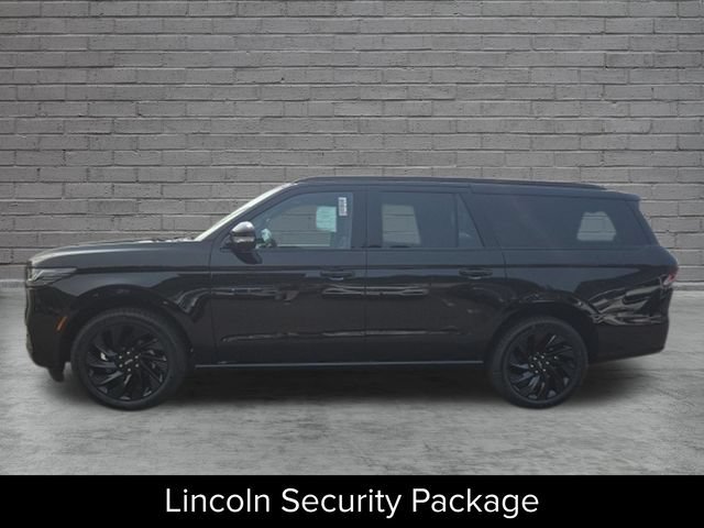 New 2027 Lincoln Navigator L Reserve w/ Jet Appearance Package AWD/4WD image 4