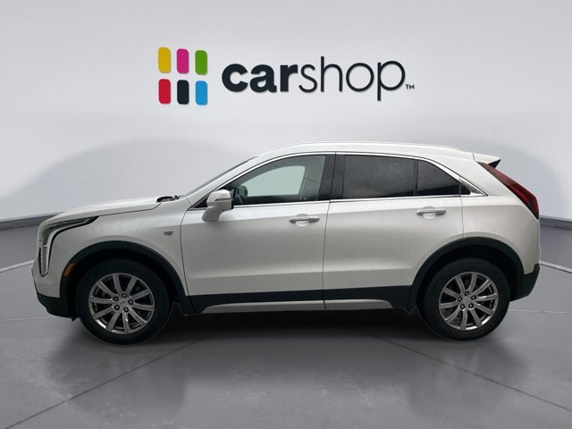 Used 2022 Cadillac XT4 Premium Luxury w/ Enhanced Visibility Package AWD/4WD image 2
