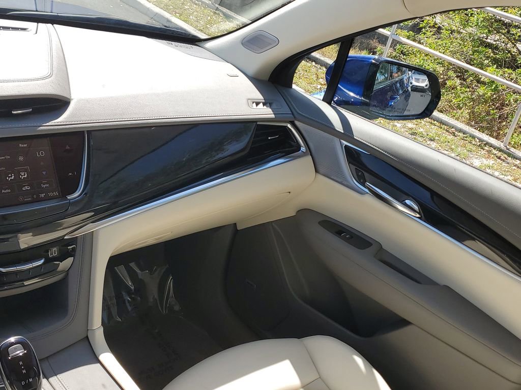 Used 2024 Cadillac XT6 Premium Luxury AWD/4WD image 20