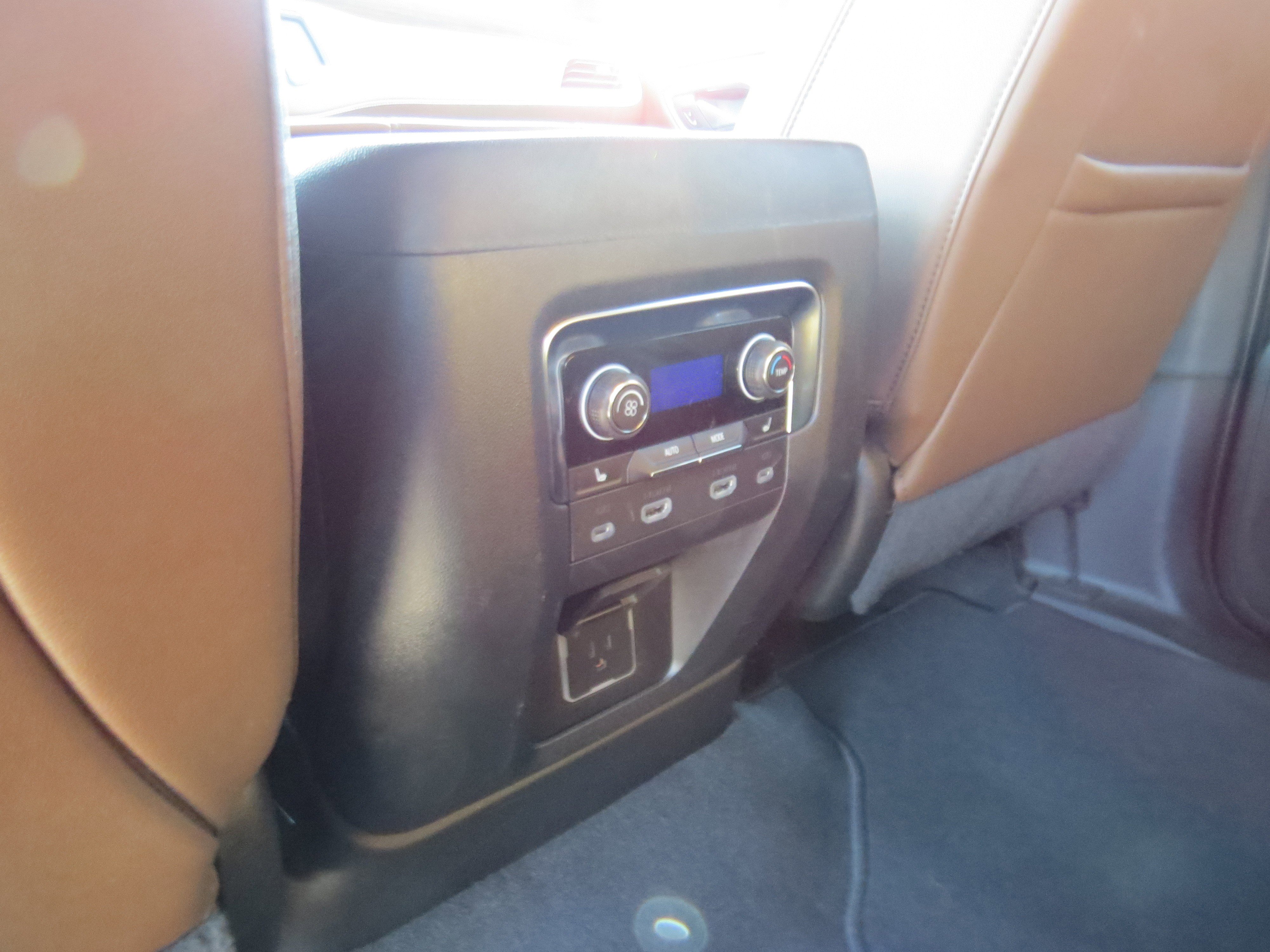 Used 2024 Chevrolet Tahoe High Country w/ Advanced Technology Package AWD/4WD image 16