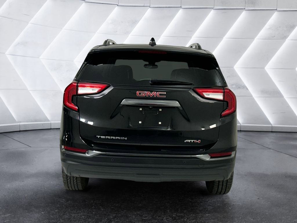 Used 2024 GMC Terrain AT4 w/ Tech Package AWD/4WD image 5
