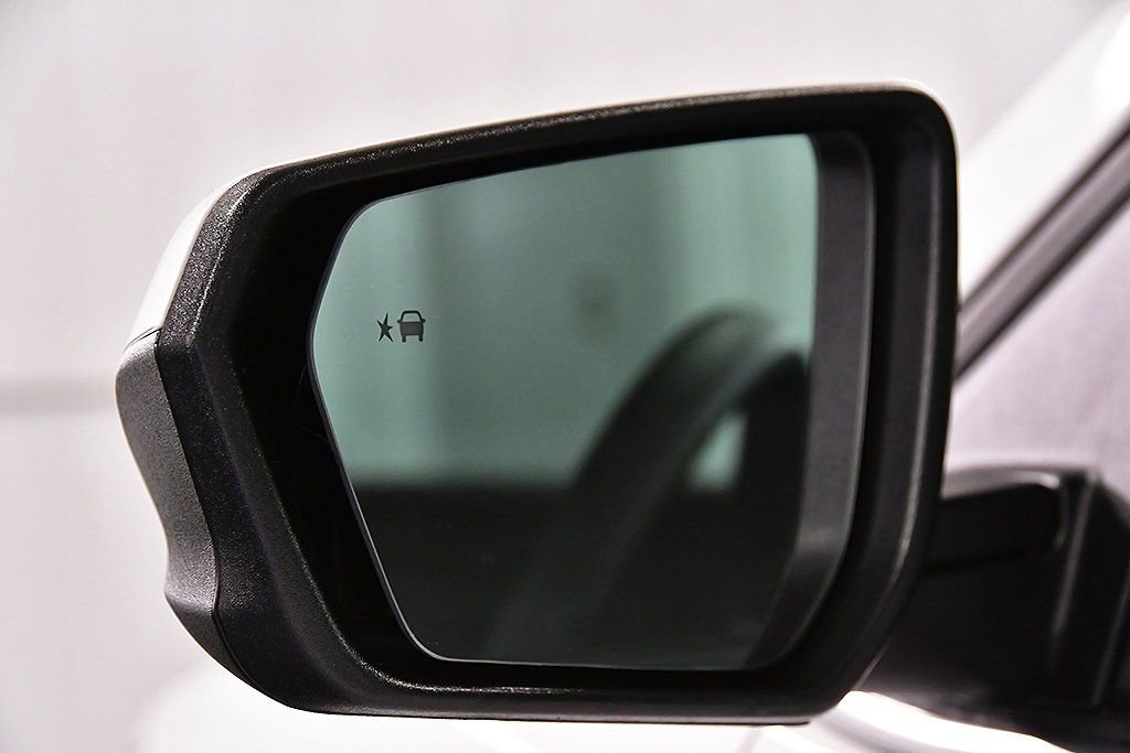 Used 2023 Chevrolet Equinox LT image 13