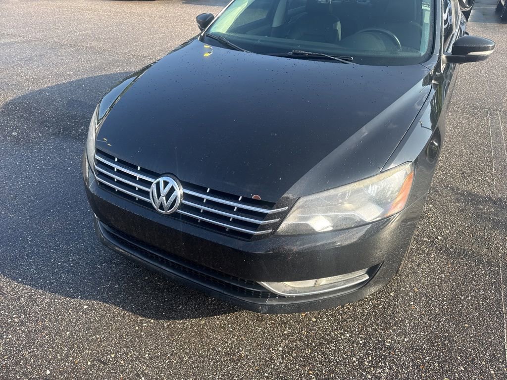 Used 2014 Volkswagen Passat 3.6 SE FWD image 9