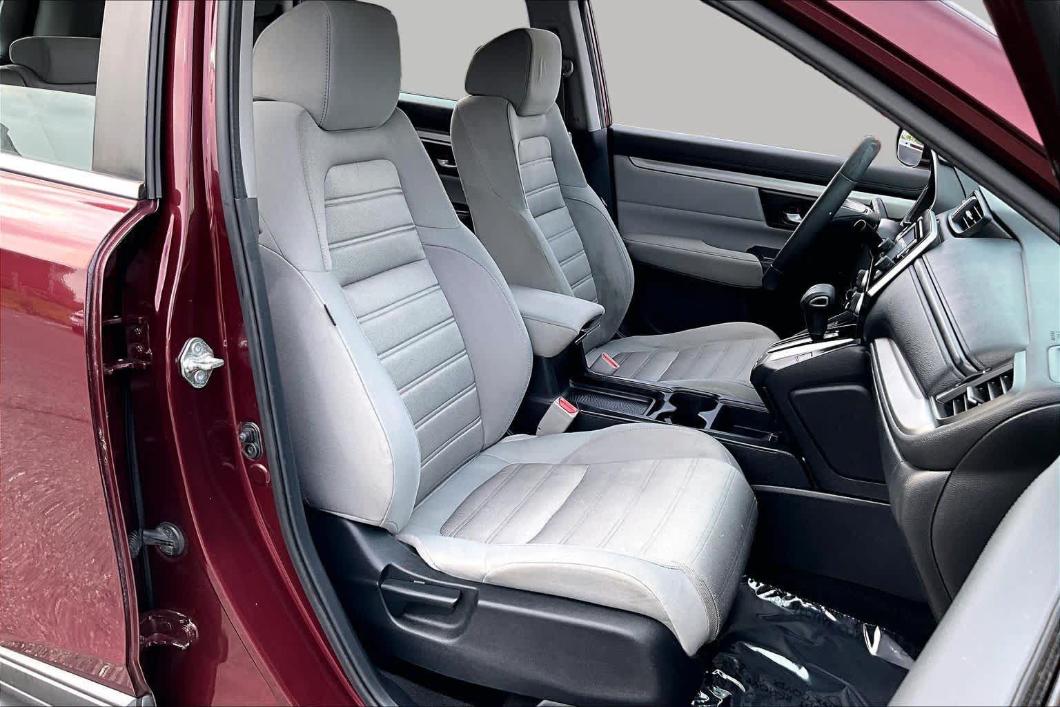 Used 2018 Honda CR-V LX image 9