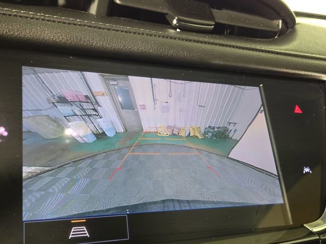 Used 2022 Cadillac XT6 Premium Luxury image 18