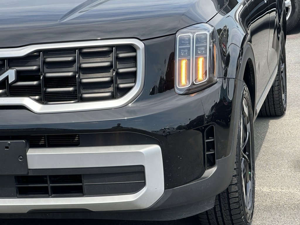 Used 2024 Kia Telluride S image 44