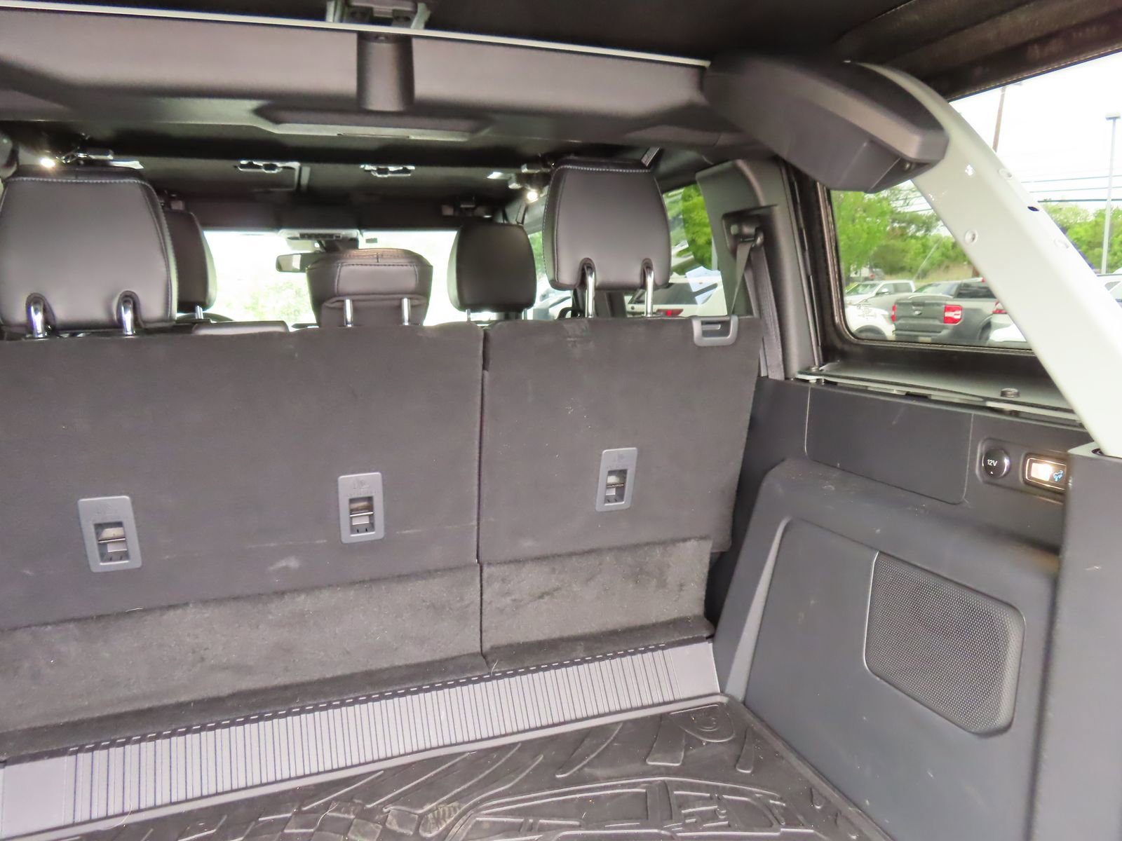 Used 2024 Ford Bronco Wildtrak AWD/4WD image 37