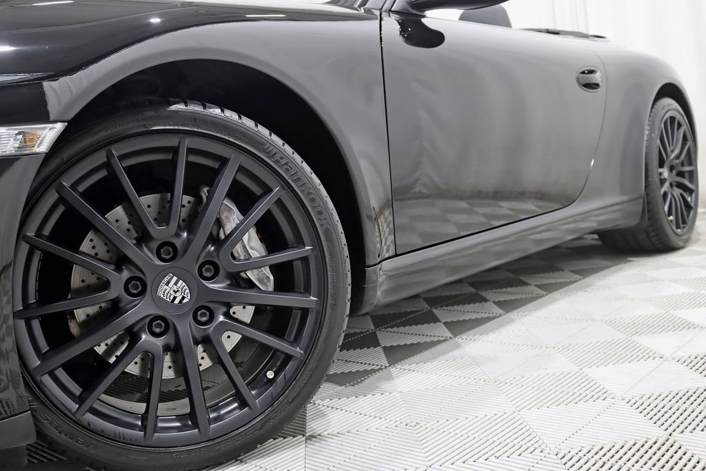 Used 2010 Porsche 911 Carrera RWD image 5